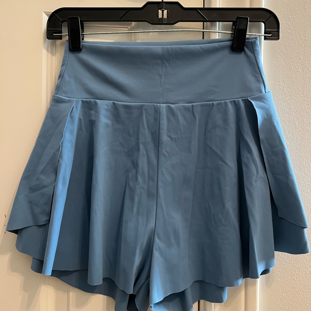 Halara blue skort- small